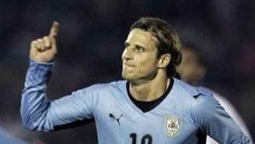 Diego Forlan Lanjutkan Karier Ke Jepang